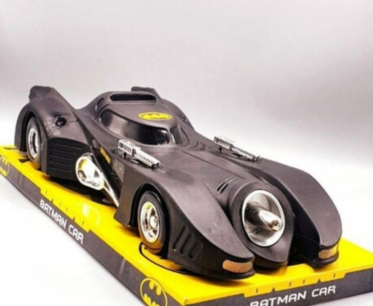 ماکت ماشین بتمن (Batmobile) مدل کلاسیک